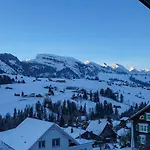 Toggenburg فندق
