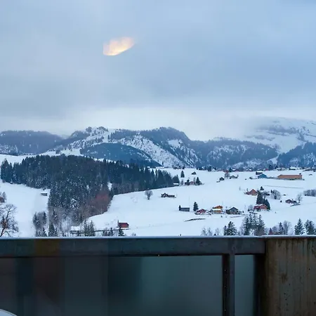 Toggenburg Szálloda 3*